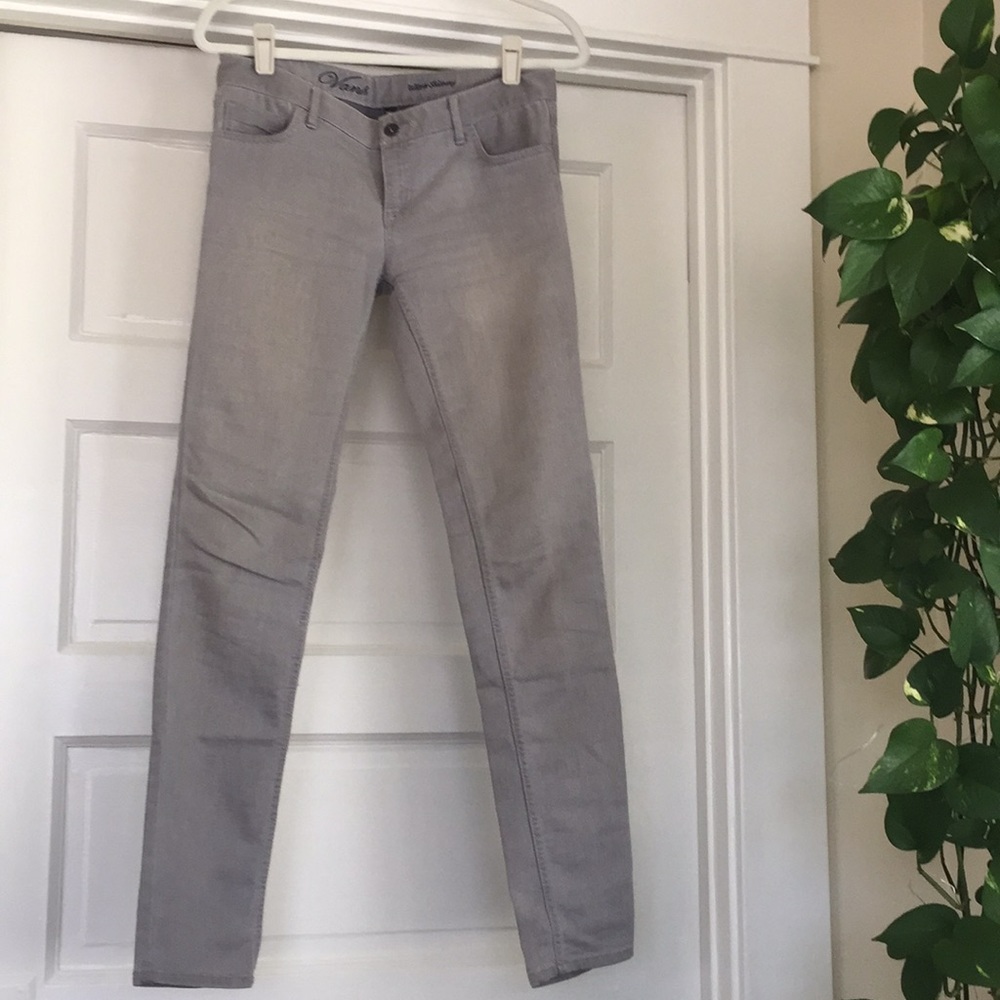 Vans gray skinny jeans